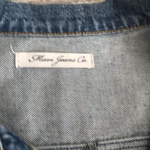 NWOT Vintage DenimJacket with Lrge Back Embroidery - Picture 4 of 13